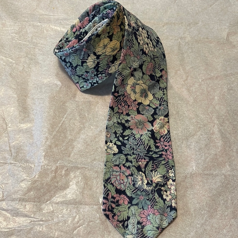 Used tie